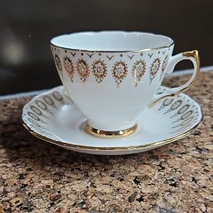 Teacup and Saucer Set - Vintage - Gold and White